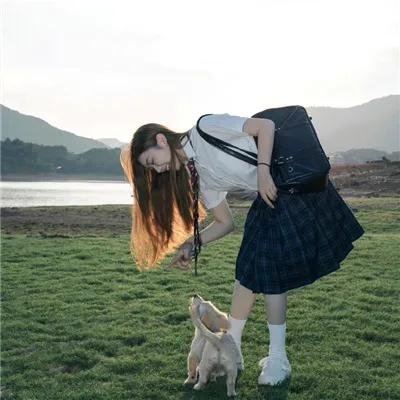 忧郁小妇人